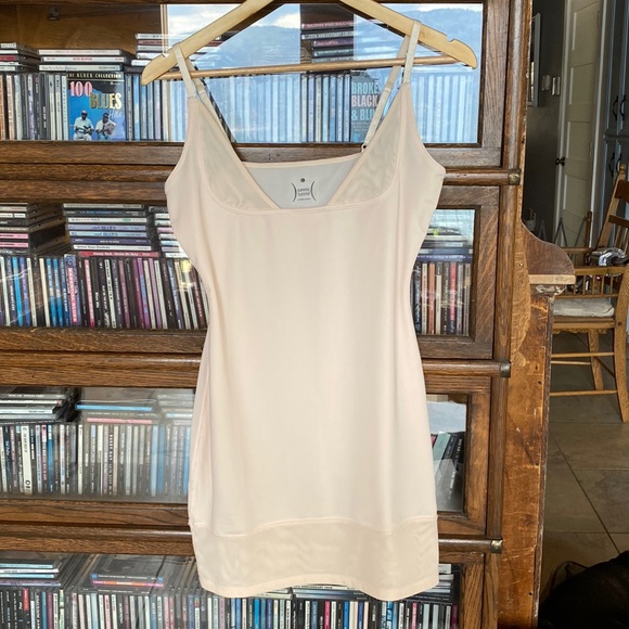 Body Shaping Yummie Tummie Beige Slip Size Large - Picture 1 of 8